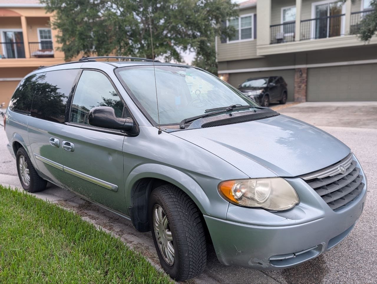 Minivan Chrysler Town Country Touring Azul Prateado
