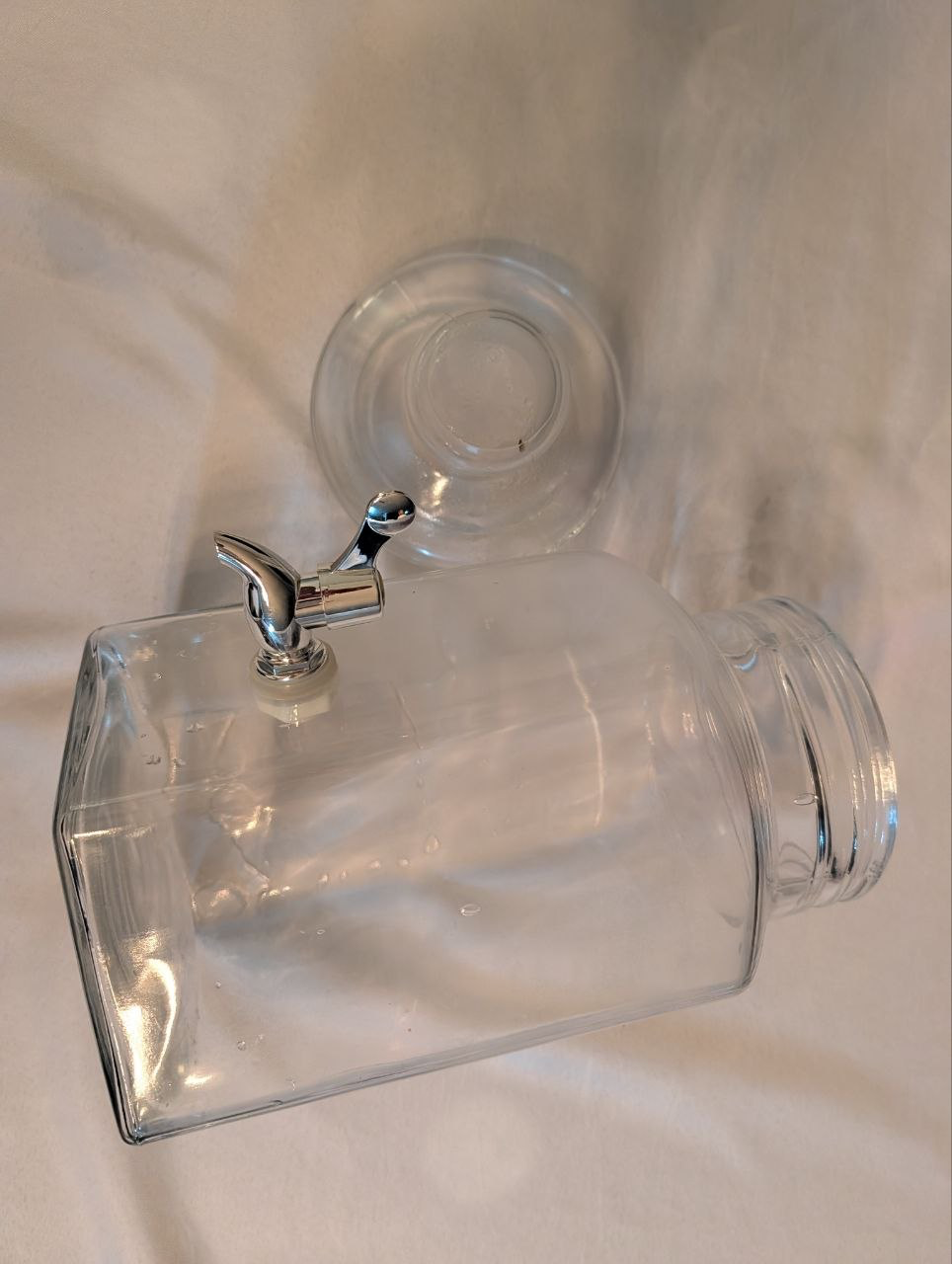 Dispensador de Bebidas de Vidro Suqueira Hound & Company 4.5L (Usado)